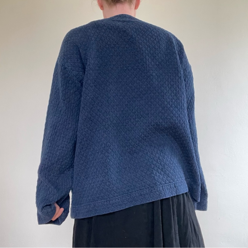 J Jill Indigo quilted style blue button up cardigan with pockets - Picture 2 of 9